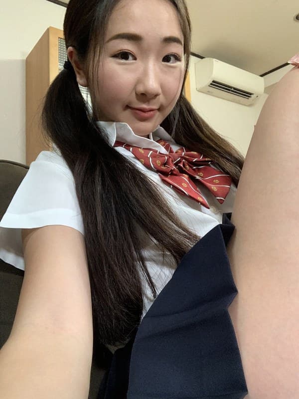 AA(ダブルエー)ちっぱいだけど感度抜群だよ!女子○生 あゆちゃん