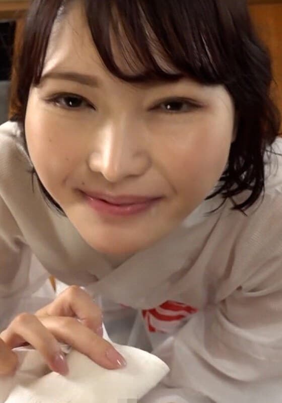 妖しい眼差しで即尺ソクヌキしてくれる美熟女高級ソープ!至高のおもてなしで勃起しっぱなしの極楽エロ体験!