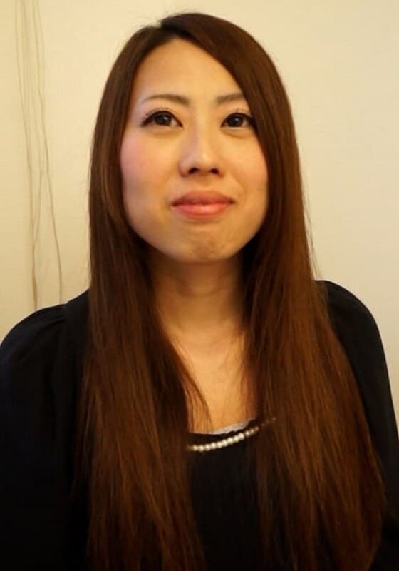 町田で見つけた綺麗な奥様!ブラジャー見せてからレロレロキスでスイッチが入り性欲は止まらない!?