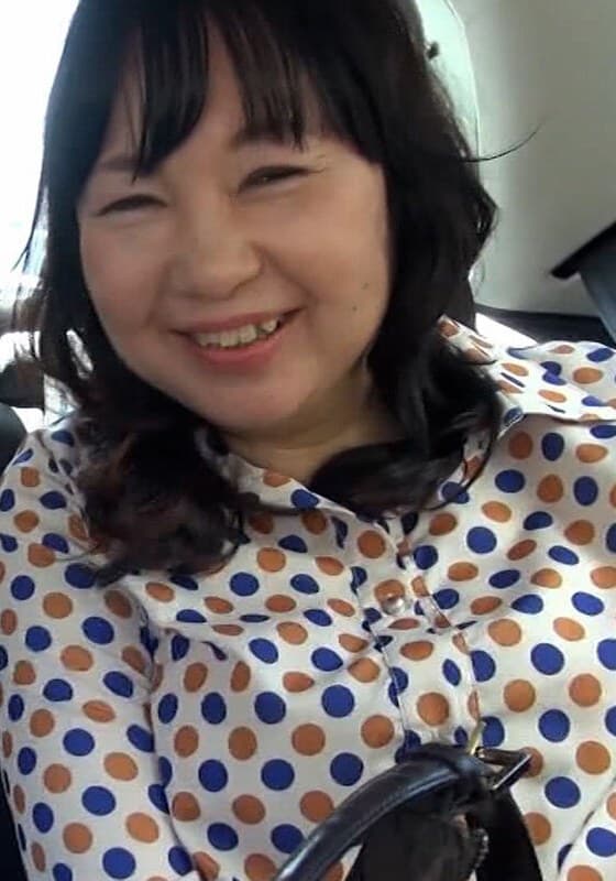 福岡の名門女子校卒の熟女さんがAV出演!新しい事がしてみたいと素のSEXを晒け出し刺激的な行為に快感を覚え艶っぽさが増してゆく根っからのどすけべ熟女さん!!!