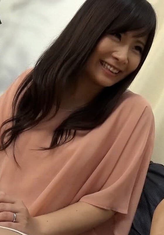 主婦モデルに興味ありませんか?結婚4年目の奥さんを騙して連れ込み勝手に中出し&AV販売!?