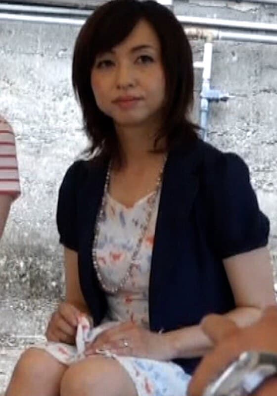 セレブな奥様をナンパして温泉混浴!貸切露天風呂で旦那以外の肉棒で奔放SEX!