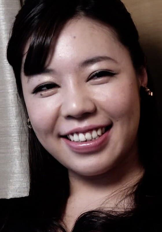 街行く清楚系奥様にアンケート!?カフェでの取材で夫婦間の性問題に興味を持った奥様はそのままホテルに同行してSEXしちゃいました。