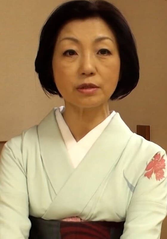スッキリ清潔感!清清しい性格!ショートヘアーのさわやかおばさん美熟女のギャップ萌え!エロ過ぎる濃厚エッチ!