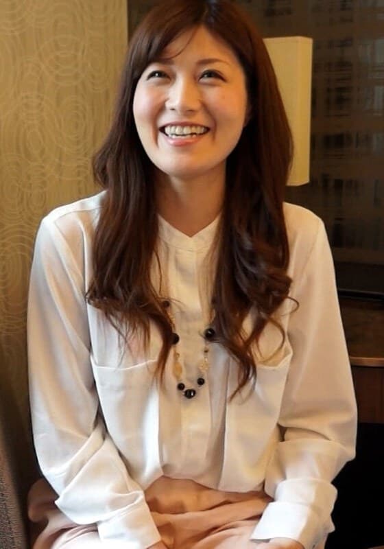 人妻さんに不倫についてアンケート調査!3分で終わって謝礼も出ますよ!の甘い言葉についてきた若妻さんの欲求不満解消致します!