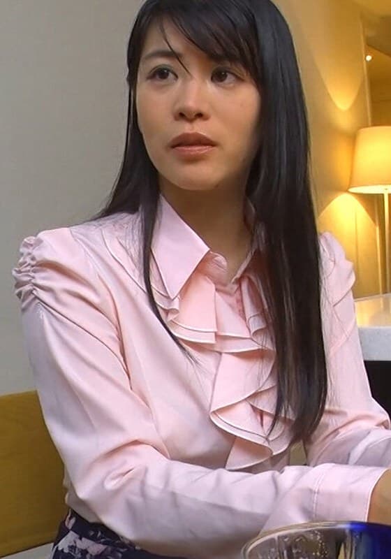 無職の義兄に不倫現場を見られ脅され堕ちていく人妻。敏感な身体は快感を求めてしまう!?