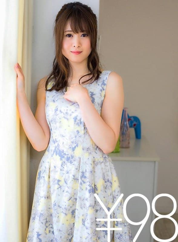 【特価】現役声優ましろちゃん、アニメ声でイキまくる中出しセックス。マ○コの中ぐっちょり奥突き正常位、ベロチューたっぷり騎乗位、アニメ声炸裂!バックで奥突きベロチューしまくり。正常位でもチューしながら中出し要求。同時イキでマ○コに精子がドクドク注入される。